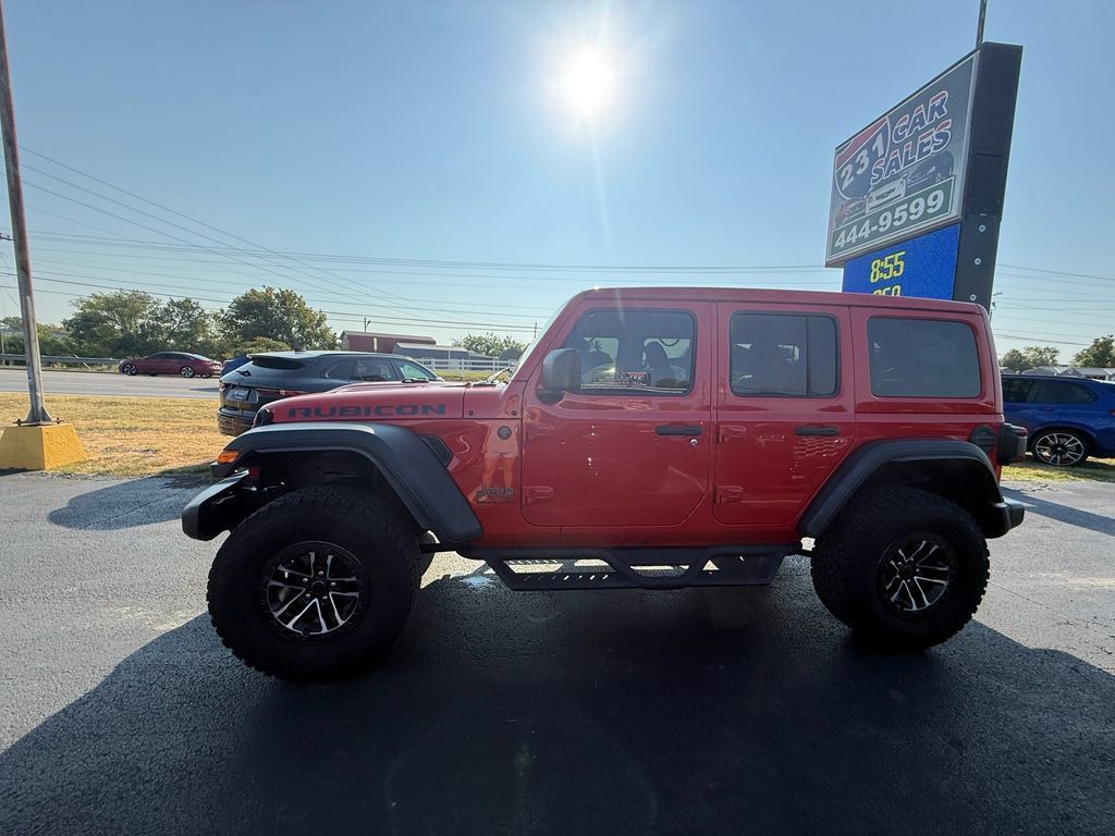 Used 2025 Jeep Wrangler Unlimited Rubicon w/ XTREMEE 35" Tire Package AWD/4WD image 7