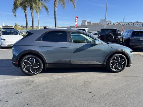 Used 2024 Hyundai Ioniq 5 SE image 11