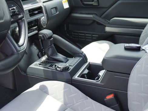 New 2026 Toyota Tacoma SR5 AWD/4WD image 21
