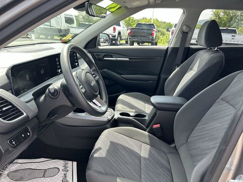 Used 2024 Kia Seltos LX AWD/4WD image 21