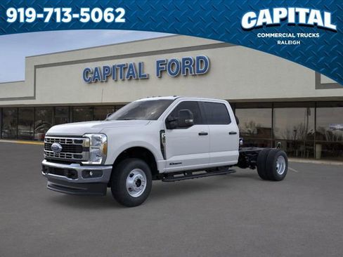 New 2026 Ford F350 XL w/ XL Chrome Package image 1