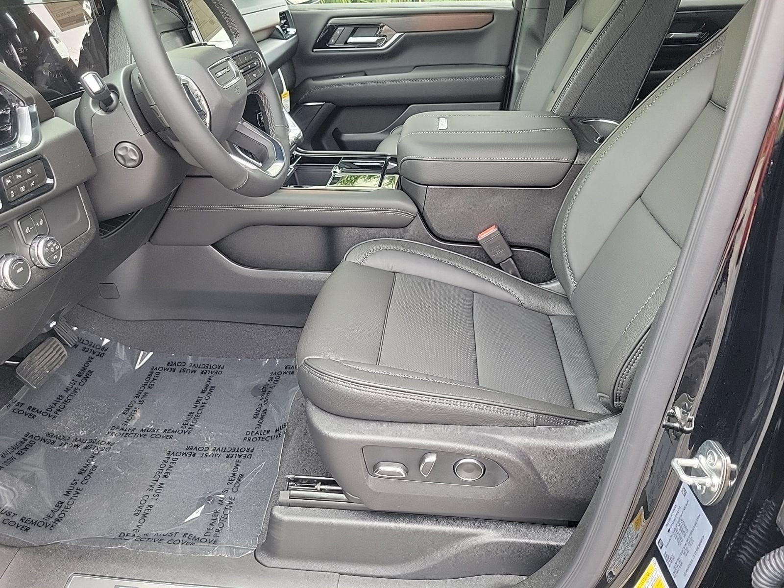 New 2026 GMC Yukon Denali RWD image 11