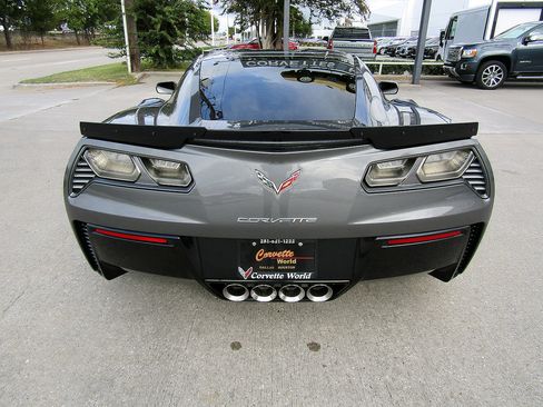 Used 2016 Chevrolet Corvette Z06 w/ 3LZ Preferred Equipment Group image 6