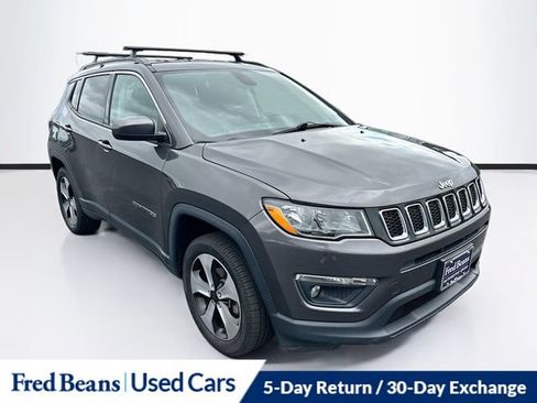Used 2019 Jeep Compass Latitude w/ Popular Equipment Group AWD/4WD image 1