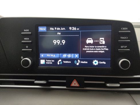 Used 2025 Hyundai Elantra SE FWD image 25