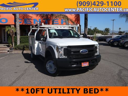 Used 2018 Ford F550 2WD Regular Cab Super Duty image 1