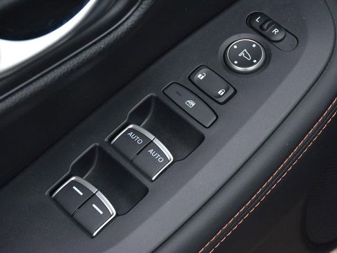 Used 2023 Honda HR-V Sport image 11