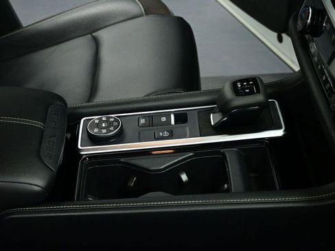 Used 2024 Nissan Pathfinder SL image 33