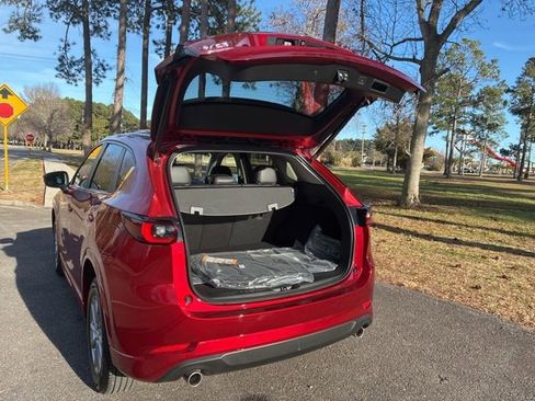 Used 2025 MAZDA CX-5 AWD 2.5 S w/ Preferred Package image 18