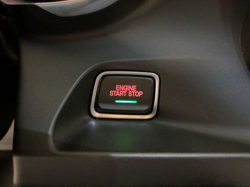Used 2022 Chevrolet Camaro LT w/ Technology Package image 25