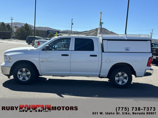 Used 2022 RAM 1500 Classic SLT w/ Electronics Group AWD/4WD image 4