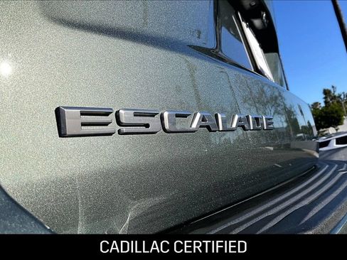 Used 2024 Cadillac Escalade Sport Platinum w/ Heavy-Duty Trailer Package AWD/4WD image 30