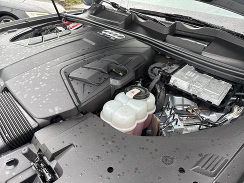 Used 2019 Audi Q7 3.0T Prestige w/ Prestige Package image 17