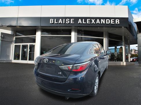 Used 2018 Toyota Yaris iA image 5