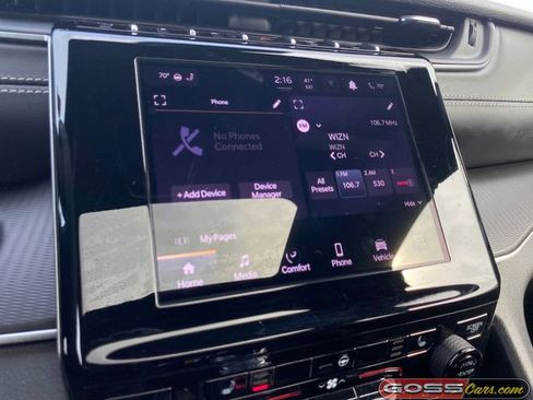 Certified 2025 Jeep Grand Cherokee Laredo X w/ Luxury Tech Group I image 11