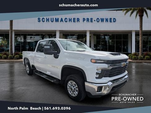 Used 2025 Chevrolet Silverado 2500 LT w/ Convenience Package AWD/4WD image 1