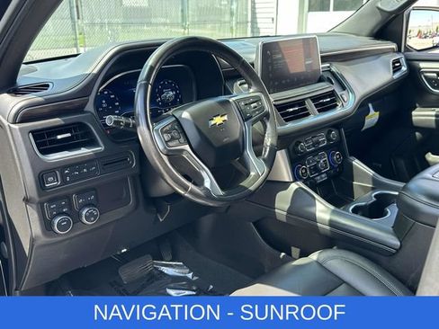 Used 2022 Chevrolet Suburban LT AWD/4WD image 2