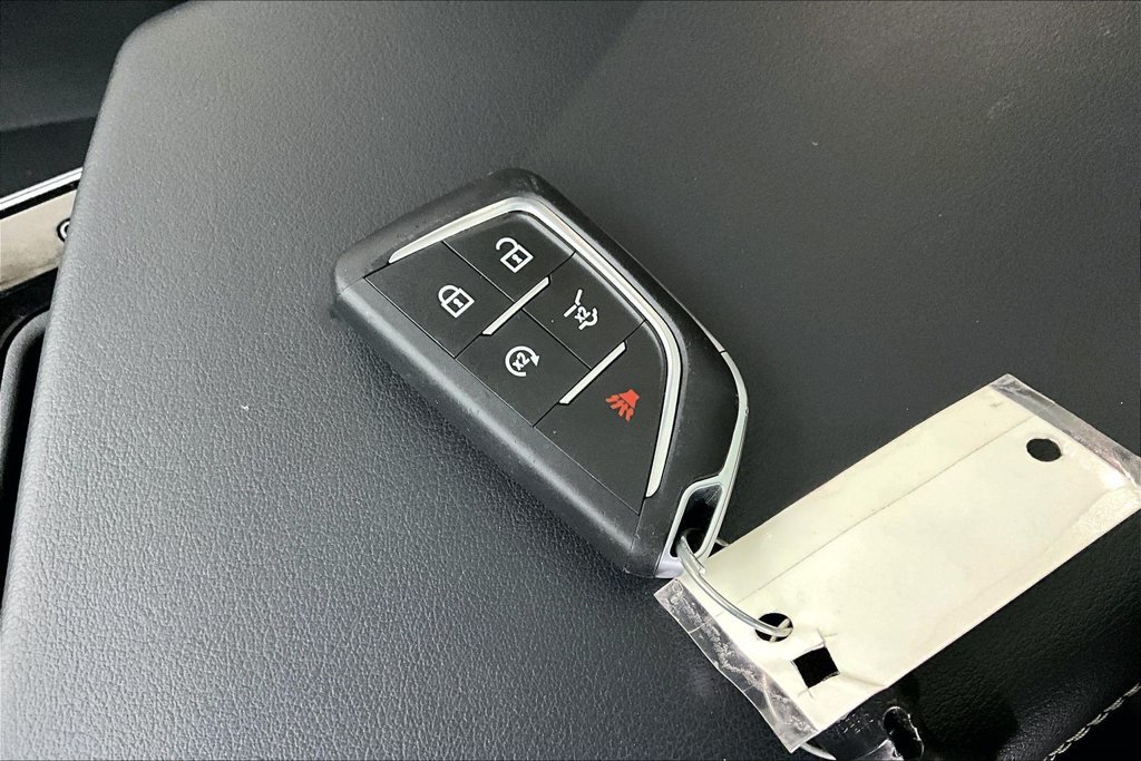 Used 2025 Cadillac Lyriq Sport RWD image 13