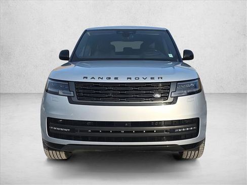 New 2025 Land Rover Range Rover Long Wheelbase SE image 2