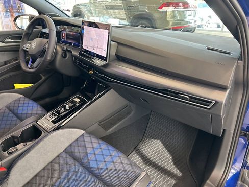 New 2026 Volkswagen Golf w/ Euro Style Package image 39