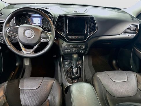 Used 2021 Jeep Cherokee Limited image 27