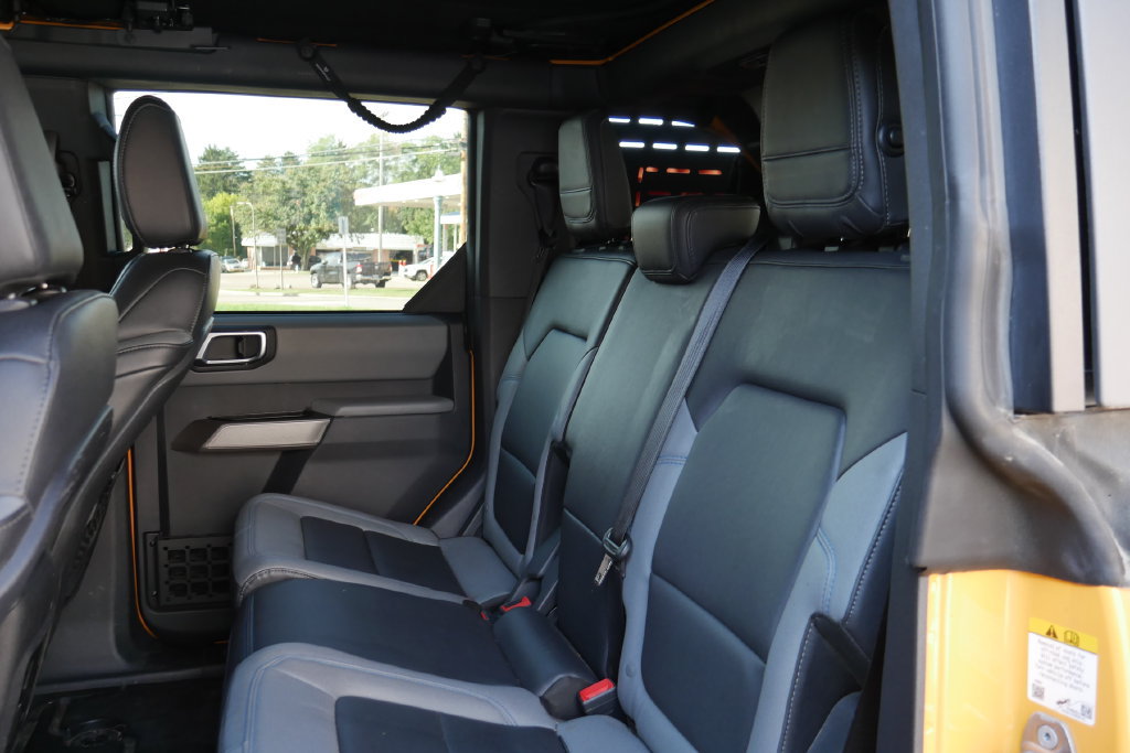 Used 2022 Ford Bronco Black Diamond AWD/4WD image 11