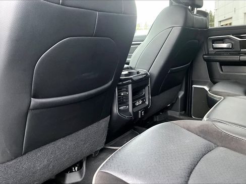 Used 2022 RAM 3500 Laramie image 12