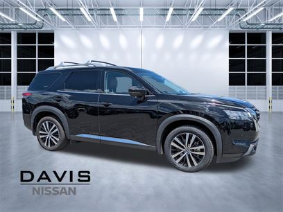 Used 2023 Nissan Pathfinder Platinum w/ Cargo Package