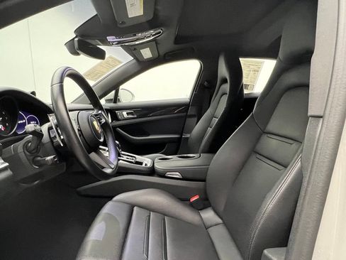 Certified 2023 Porsche Panamera 4 AWD/4WD image 5