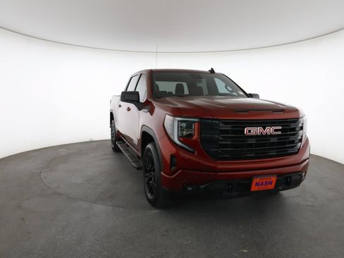 Used 2024 GMC Sierra 1500 Elevation AWD/4WD image 3