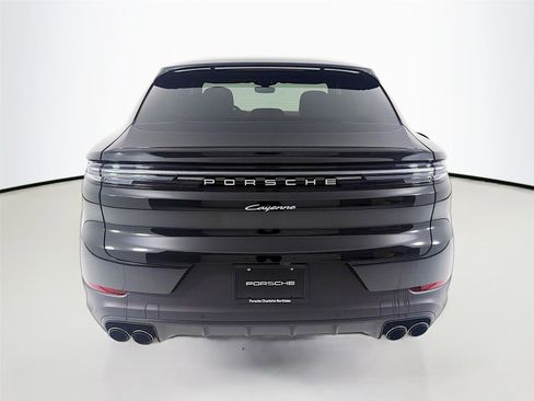 New 2026 Porsche Cayenne Coupe image 22