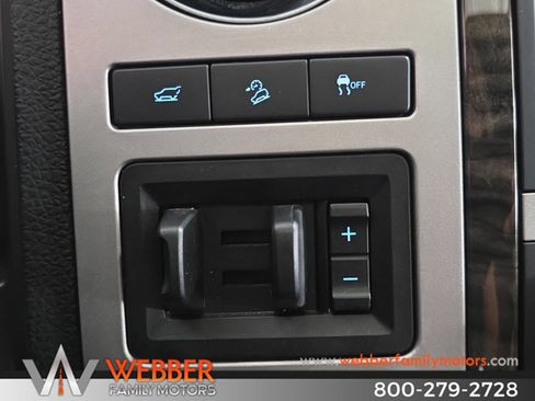 Used 2016 Ford Expedition Limited w/ Equipment Group 301A AWD/4WD image 26