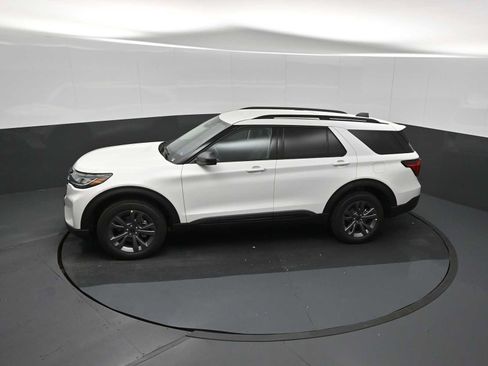 New 2026 Ford Explorer Active w/ Active Comfort Package AWD/4WD image 45