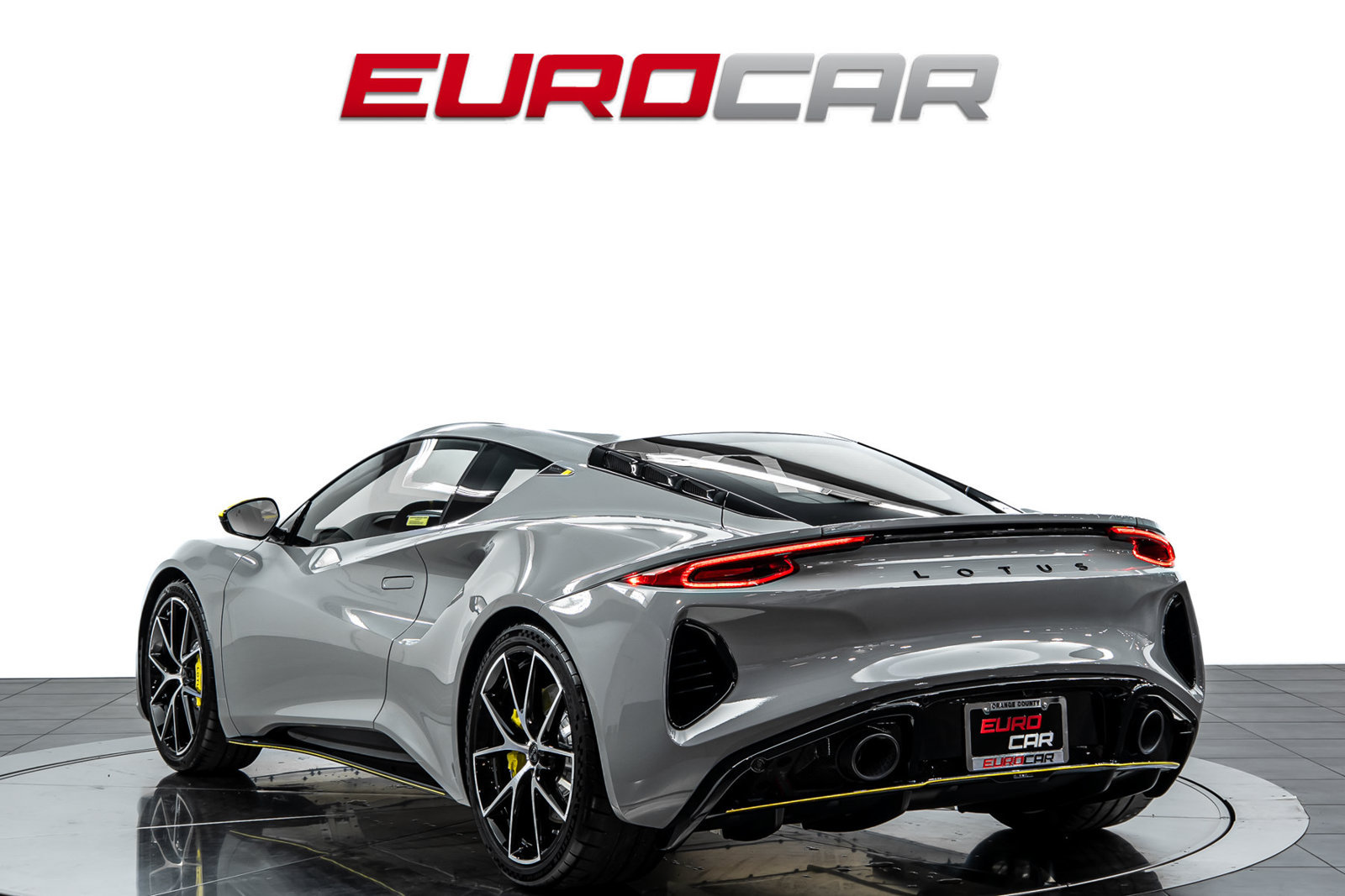 New 2026 Lotus Emira SE RWD image 3