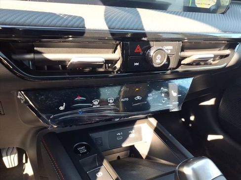 New 2026 Nissan Kicks SR w/ SR Premium Package image 10