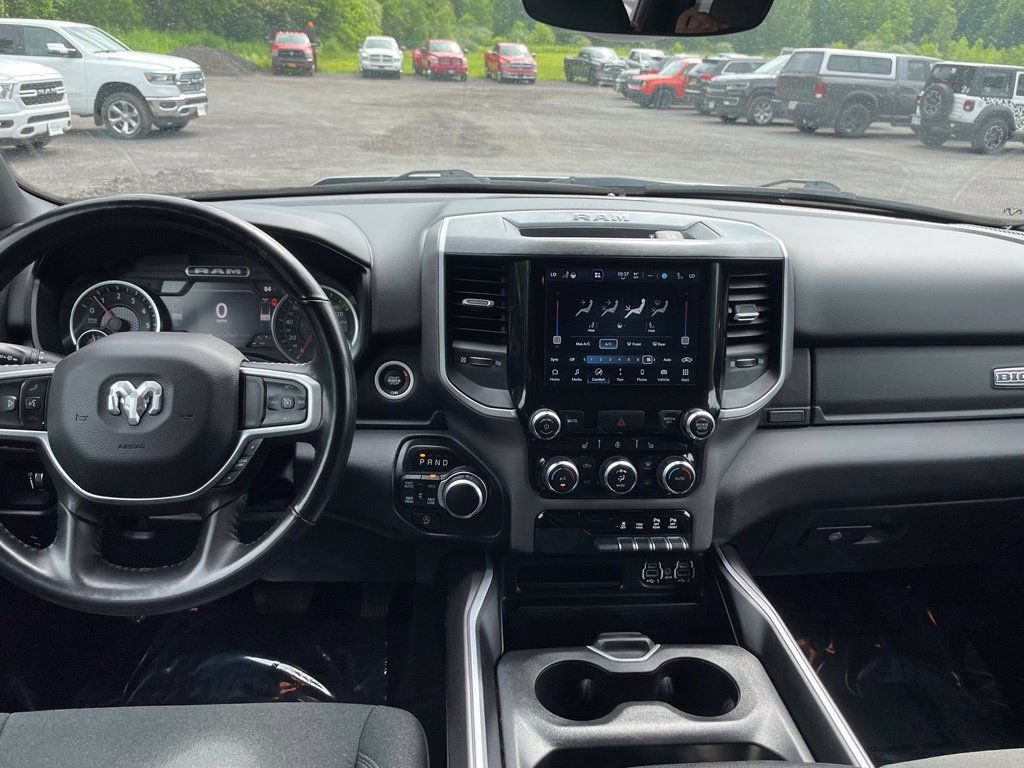 Used 2022 RAM 1500 Big Horn AWD/4WD image 14
