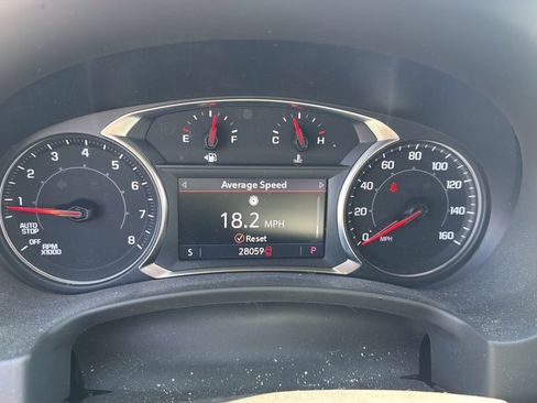 Used 2023 GMC Terrain SLT FWD image 17