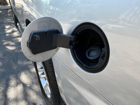 Used 2017 Chevrolet Tahoe LS image 36