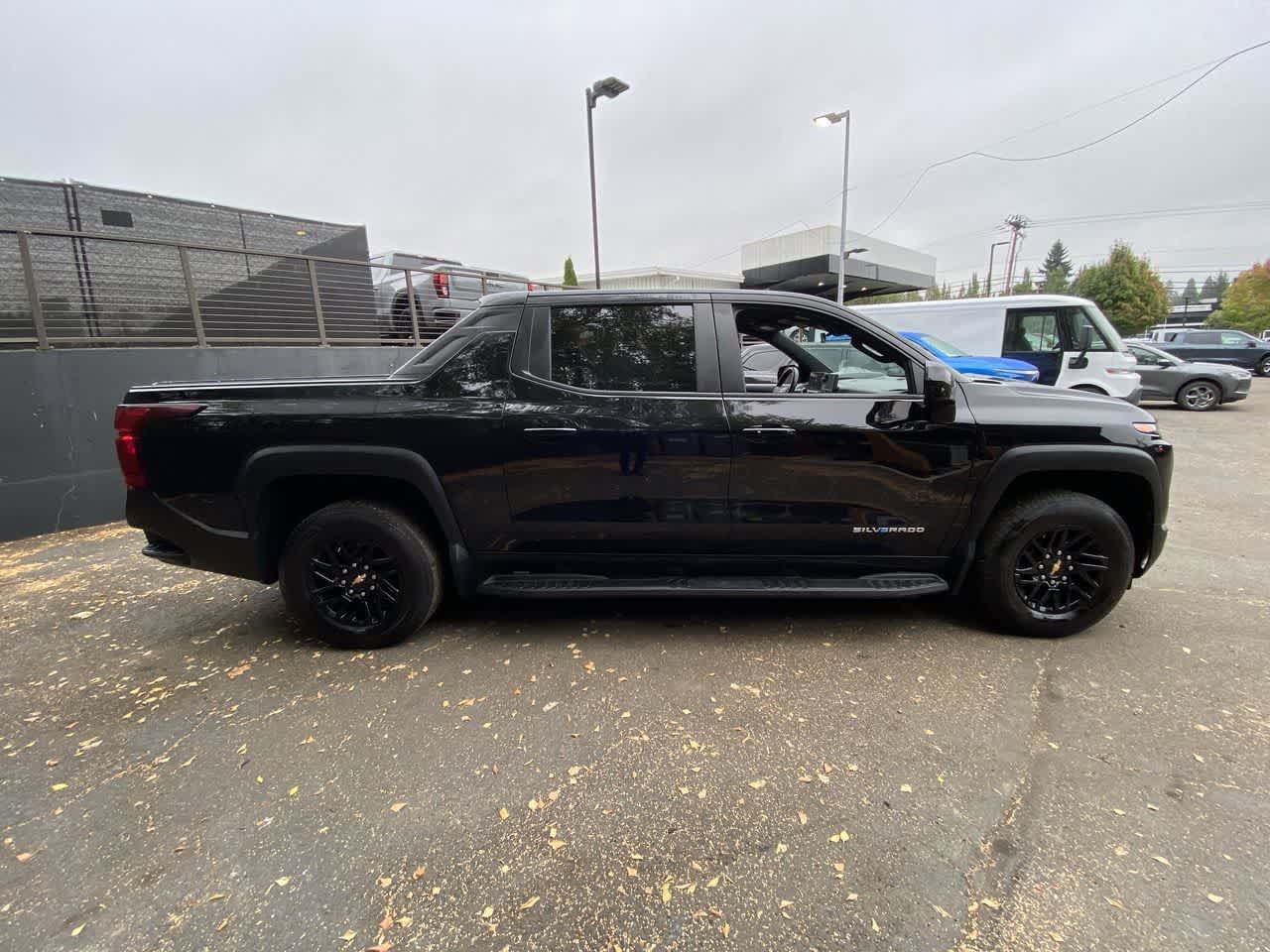 Used 2024 Chevrolet Silverado EV W/T AWD/4WD image 7