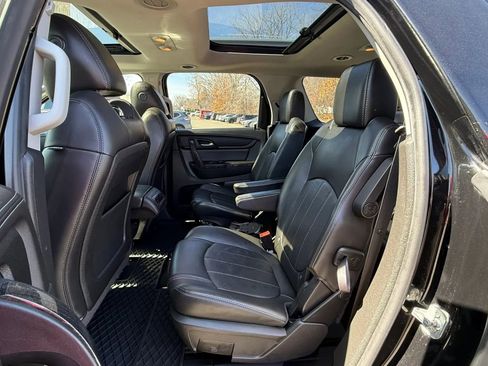 Used 2017 GMC Acadia Limited SLT image 25