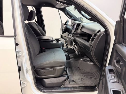 Used 2023 RAM 2500 Tradesman image 31