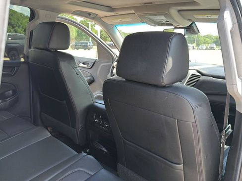 Used 2019 GMC Yukon SLT w/ Open Road Package RWD image 19