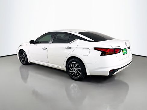 Used 2025 Nissan Altima 2.5 S image 7