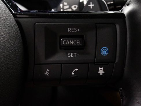 Certified 2025 Nissan Pathfinder Platinum w/ Cargo Package AWD/4WD image 30