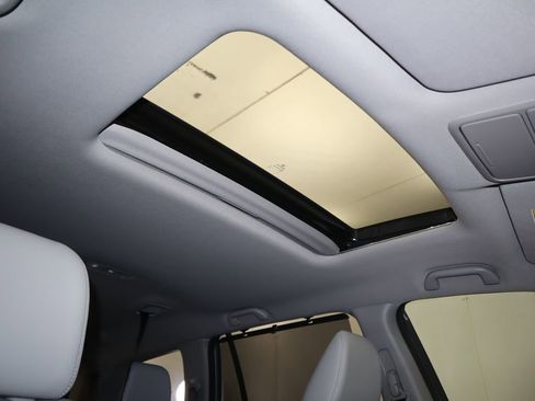 Used 2022 Honda Pilot Special Edition image 18