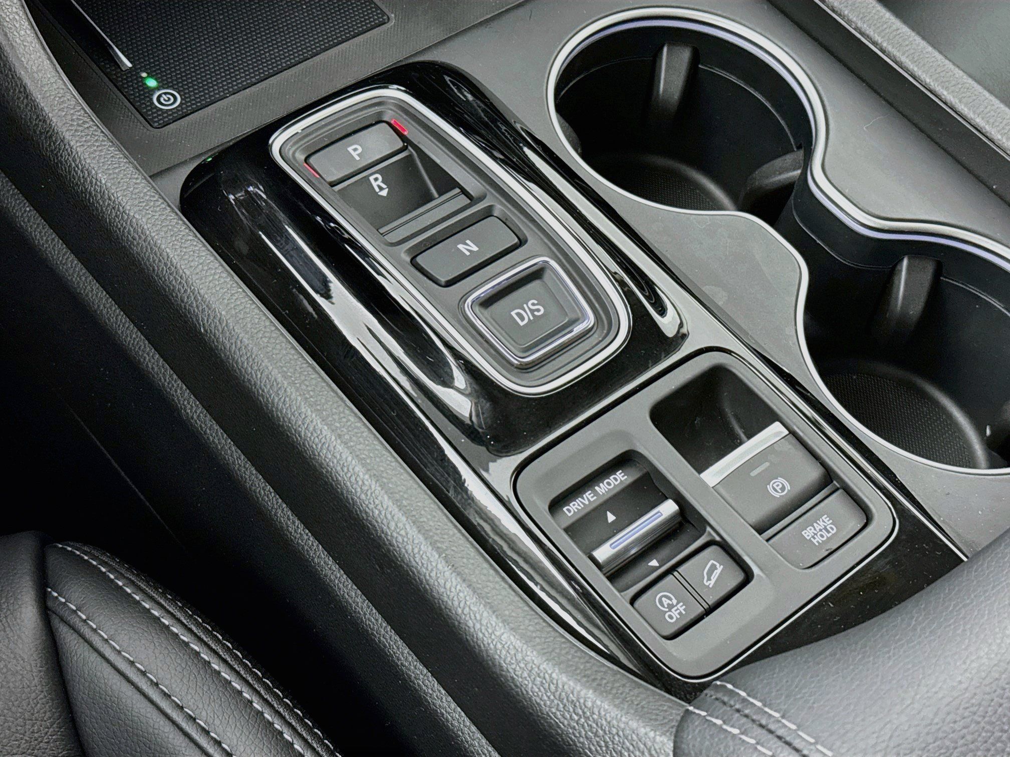 Certified 2024 Honda Pilot Touring image 17