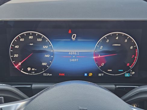 Used 2025 Mercedes-Benz GLA 250 image 17