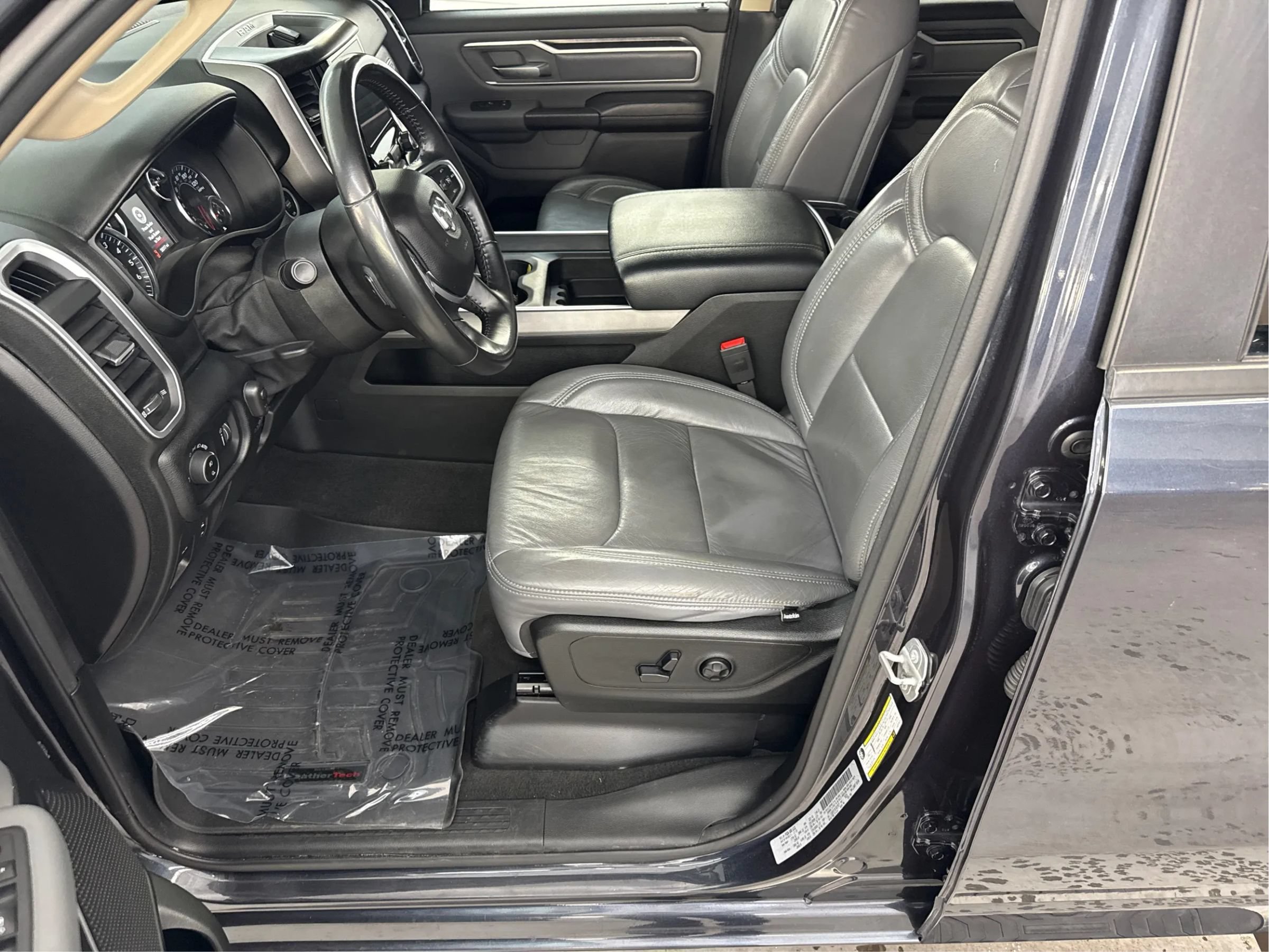 Used 2020 RAM 1500 Big Horn AWD/4WD image 13