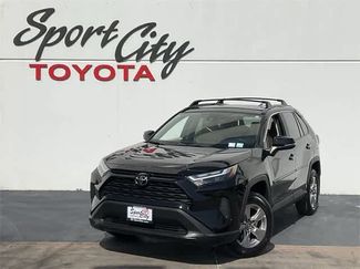 Used 2025 Toyota RAV4 XLE w/ Convenience Package video 1