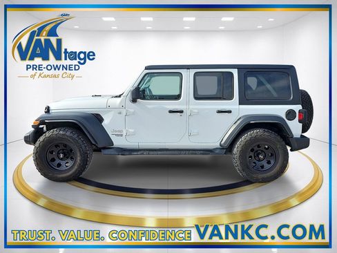 Used 2019 Jeep Wrangler Unlimited Sport S image 10